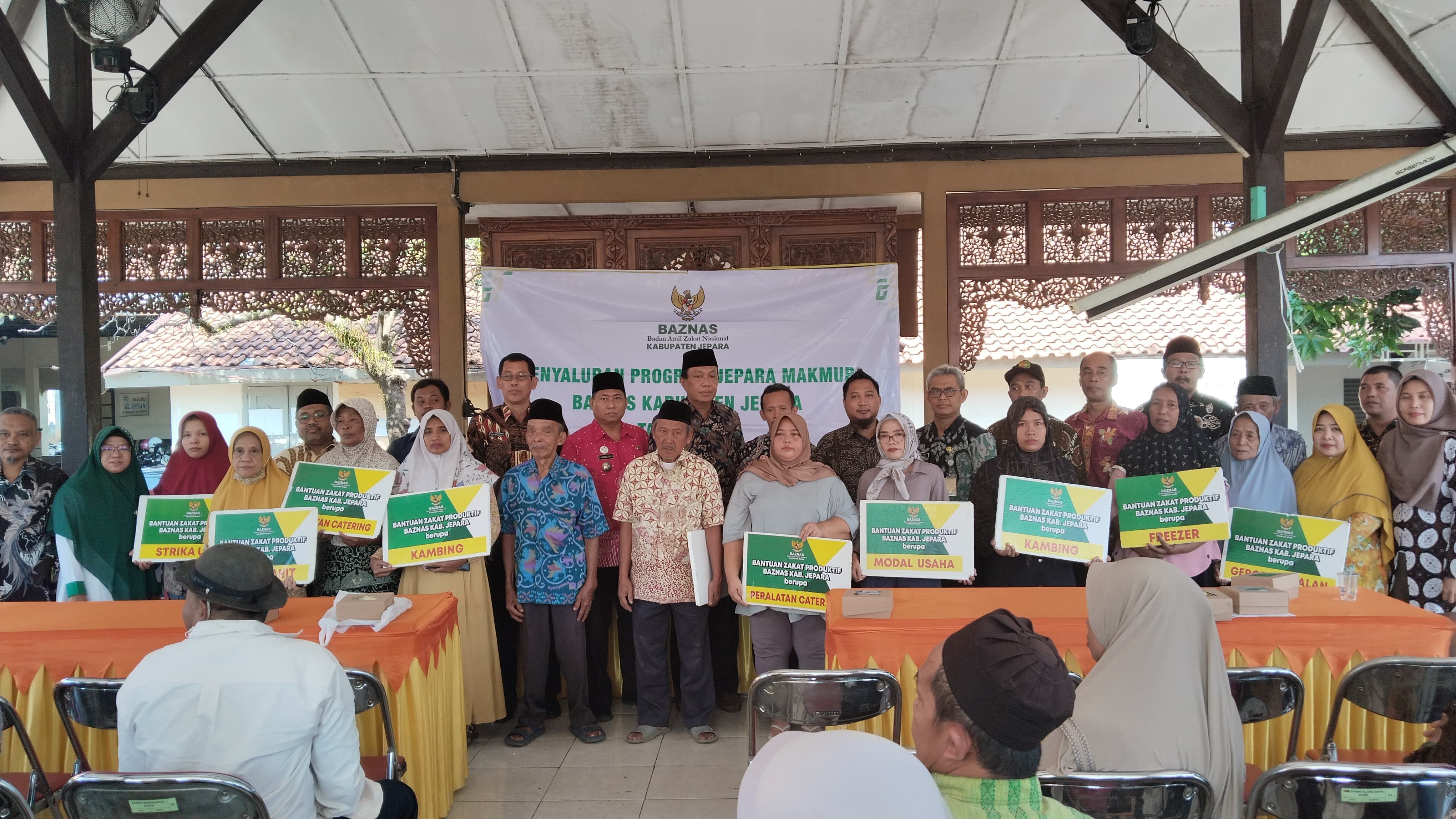 baznas-jepara-serahkan-bantuan-untuk-mustahik-produktif-di-kecamatan-pecangaan