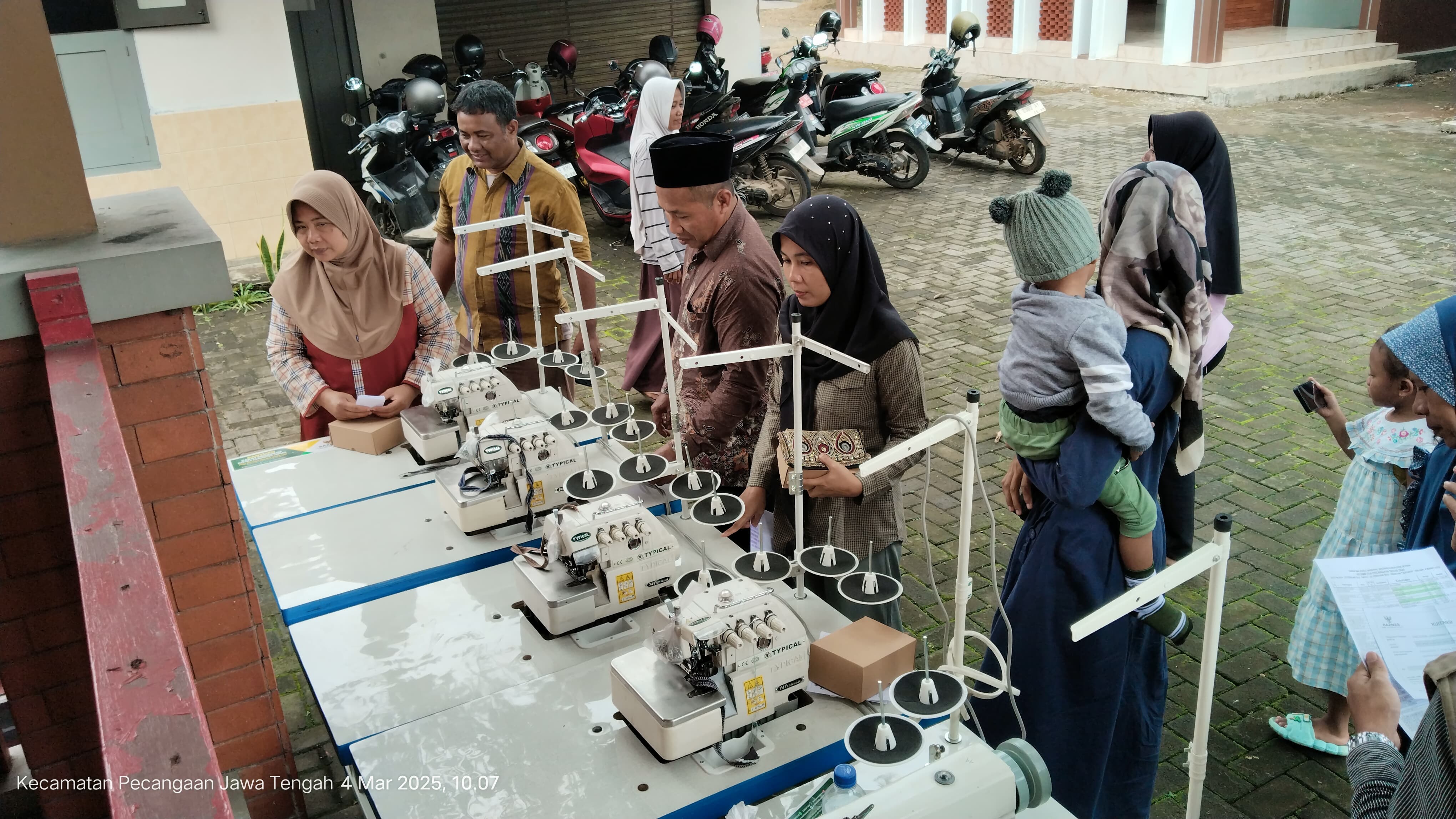 baznas-jepara-salurkan-zakat-produktif-kepada-61-mustahik-di-pecangaan